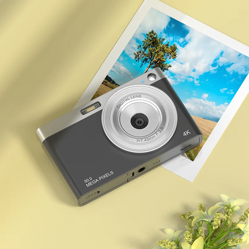 Portable Digital Camera HD Camera Micro SLR Camera 4K Video 50MP CCD Retro VLOG 2.88In IPS Screen Auto Focus Selfie Camera