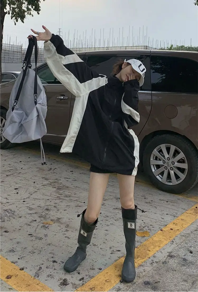 Description Picture 3 of itemDeeptown Gorpcore Jacket Women Harajuku Fashion Oversize Streetwear Track Jackets Windbreakers Outdoor Causal Thin Outwear Loose