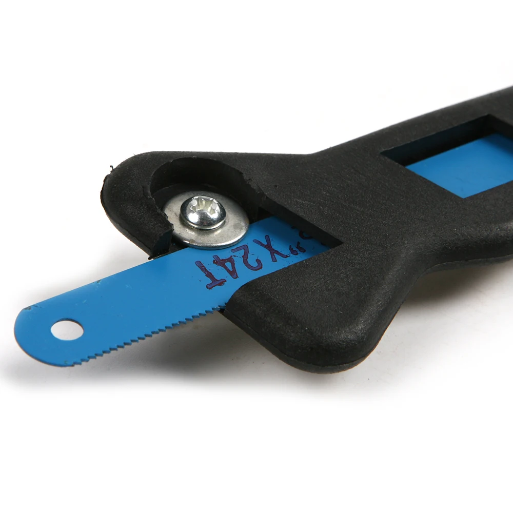 Description Picture 5 of item1PC Black Adjustable Hand Saw Handle Multifunctional Plastic Mini Pocket Saw Blades Handle 120x3.5mm for Sawing Blades 300mm