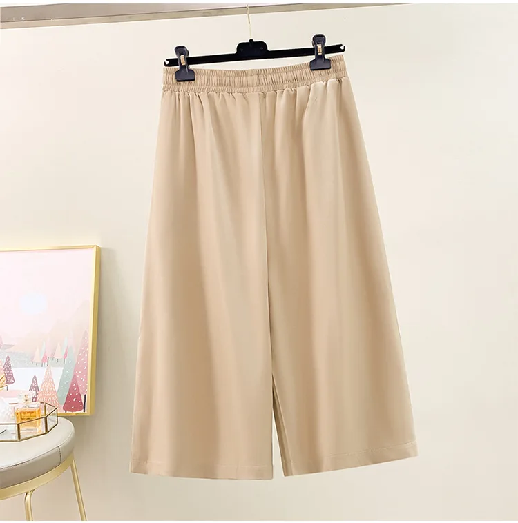 Description Picture 5 of item175kg Fashion Comfortable Big Size Women Clothing Women Summer Shorts Elastic Waist Wide Legs Women Casual Capri Pants 6XL