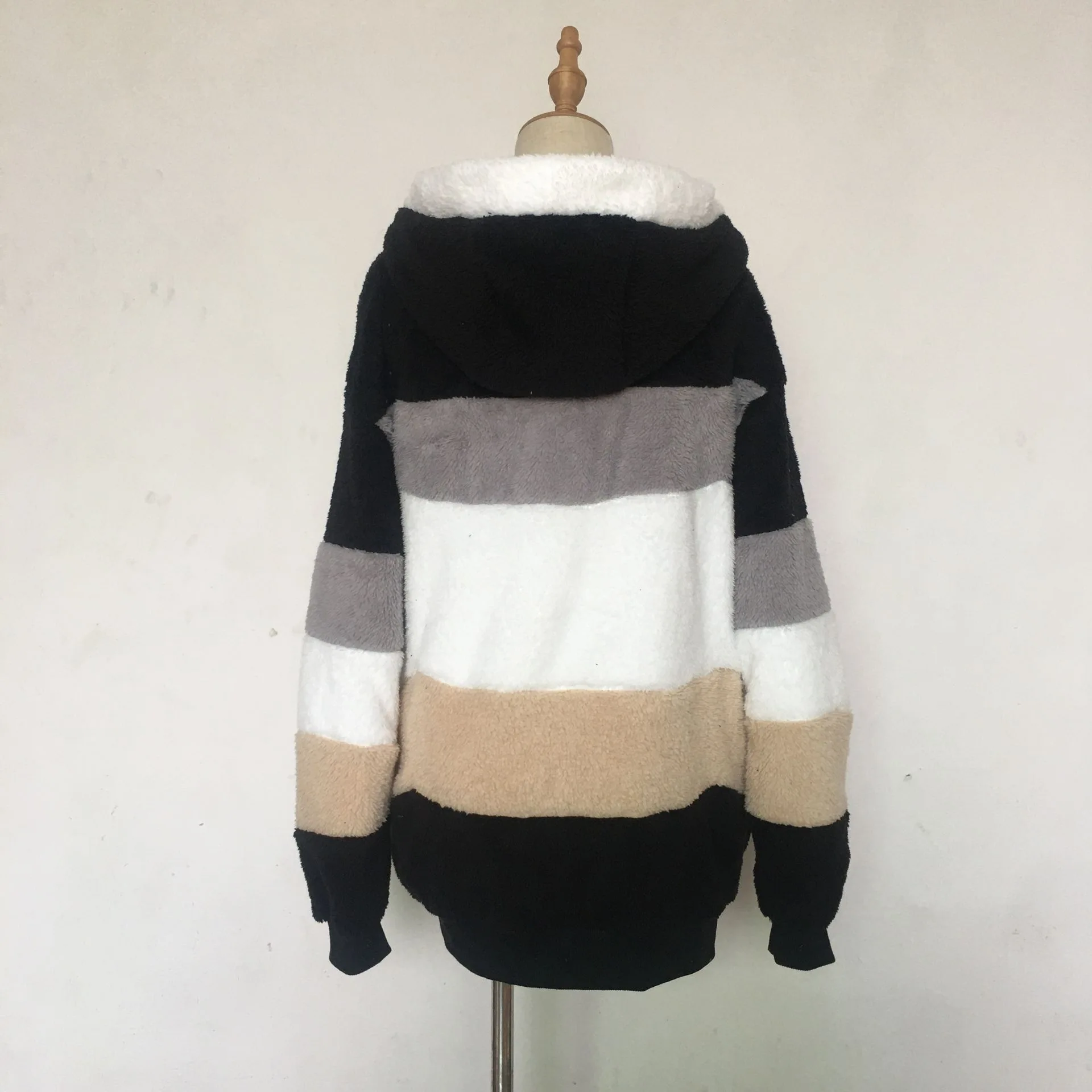 Womens Fuzzy Fleece Jacket Hooded Zipper Color Block Soft Full Casual Faux Fur Patchwork Long Sleeve Outerwear Coats with Pocket