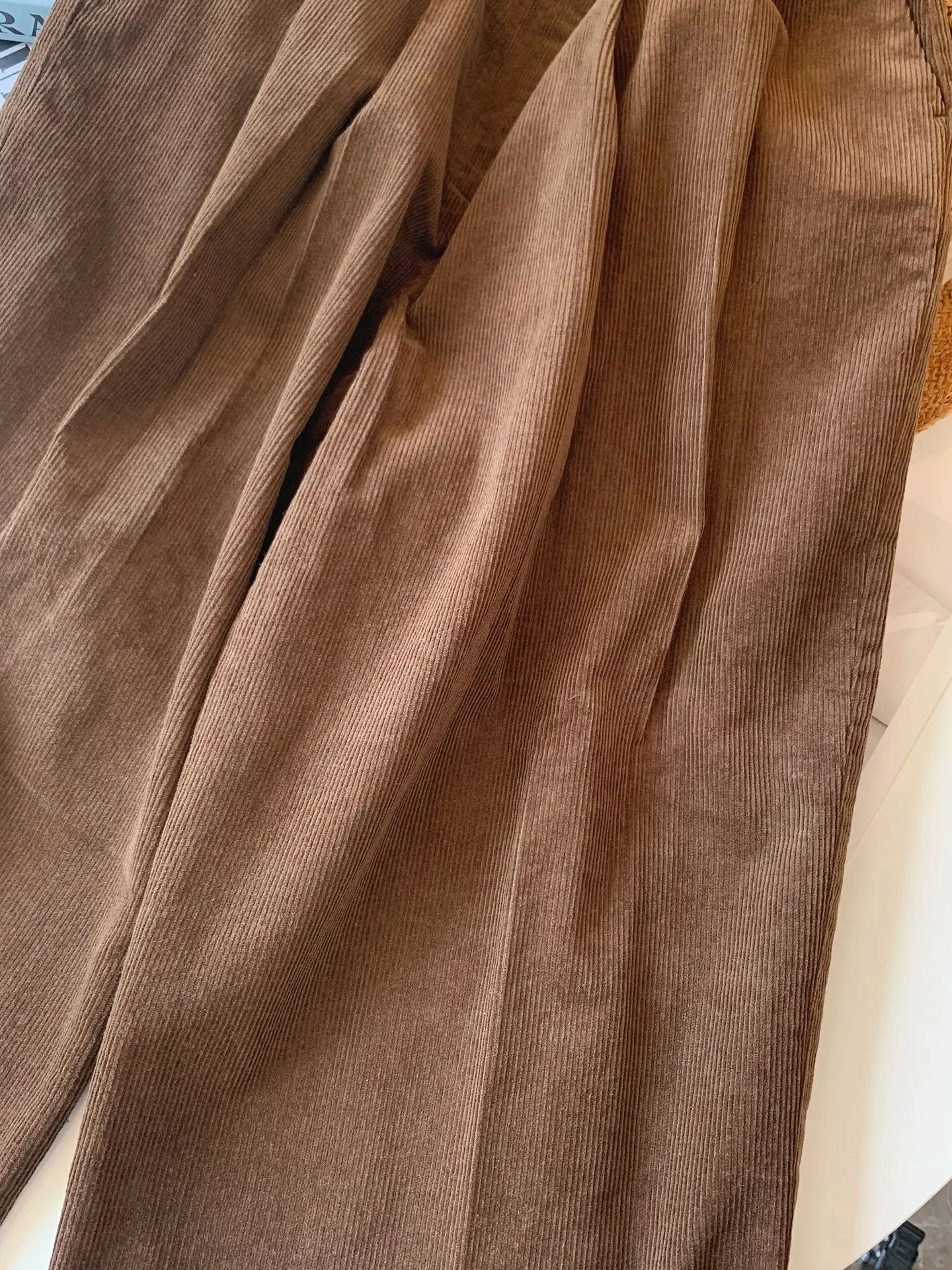 Description Picture 4 of itemStreetwear Women Custom-woven Brown Corduroy Pants Double-pleated Slimming Straight-leg Pants for Woman