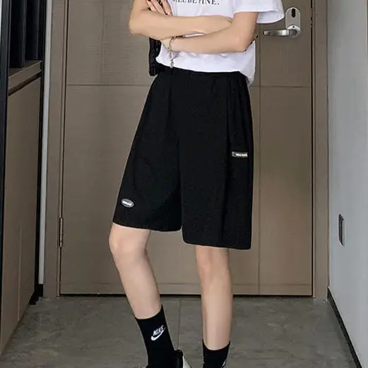 Ice Silk Women Shorts Solid Summer Pleat Solid Casual Ladies Short Pants Loose High Waist Streetwear Half Pant for Female