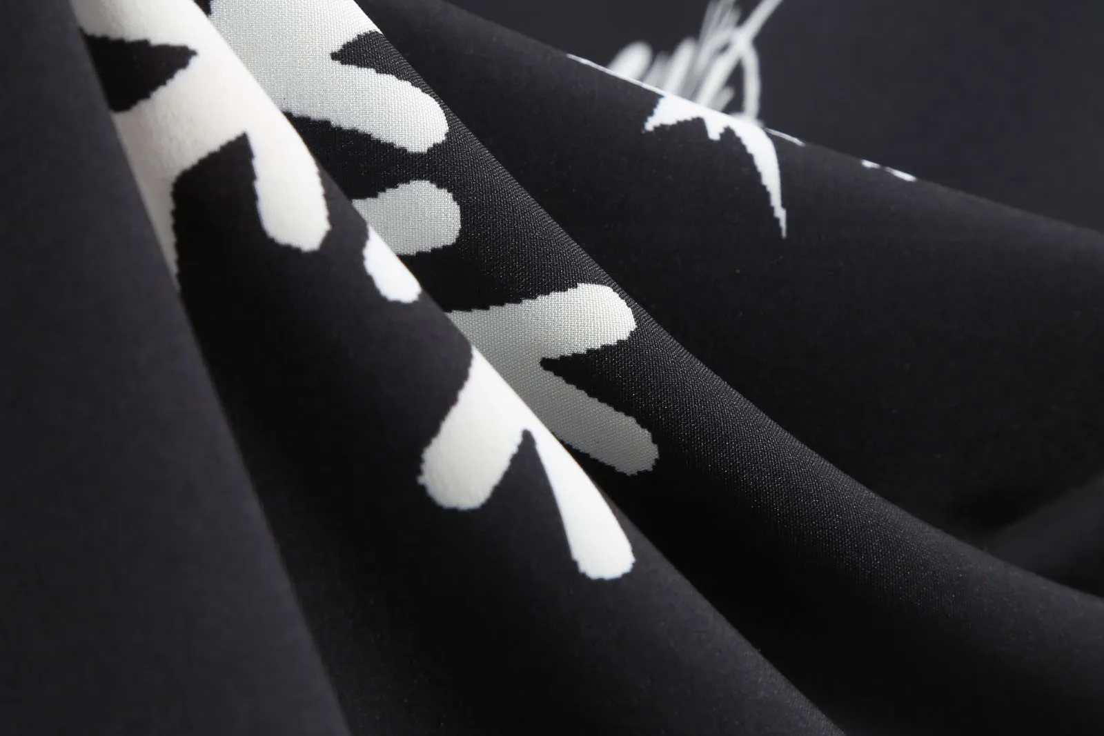 Slide image 45b759e14c2c4836805ff73b41e6ba52