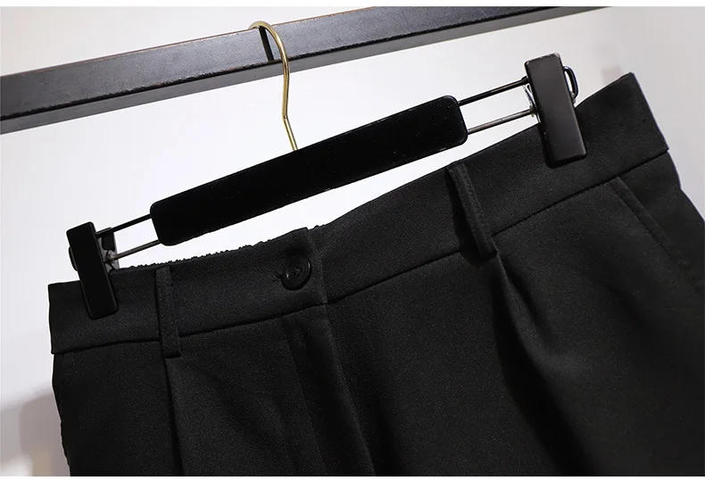 Description Picture 5 of item2021 Spring Summer Plus Size Shorts For Women Large Loose Casual Elastic Waist High Waist Wide Leg Shorts Black 4XL 5XL 6XL 7XL