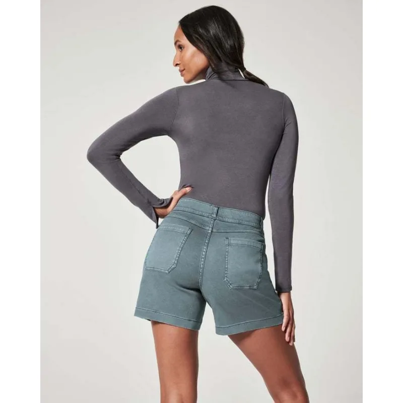 Slide image 725e72deaecd4c8a9506bfca774557ed