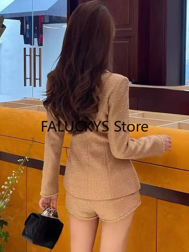 Description Picture 6 of itemAutumn Winter Clothes Two Piece Set for Women High Street Luxury Fashion Jacket Coat + Short Pant 2 Piece Sets Women Outfit