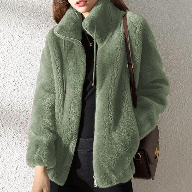 Description Picture 4 of itemWomen's Winter Polar Fleece Padded Zipper Coat Solid Color Lamb Fleece Warm Cardigan Coat Jacket Zipper Pocket Casual Jacket