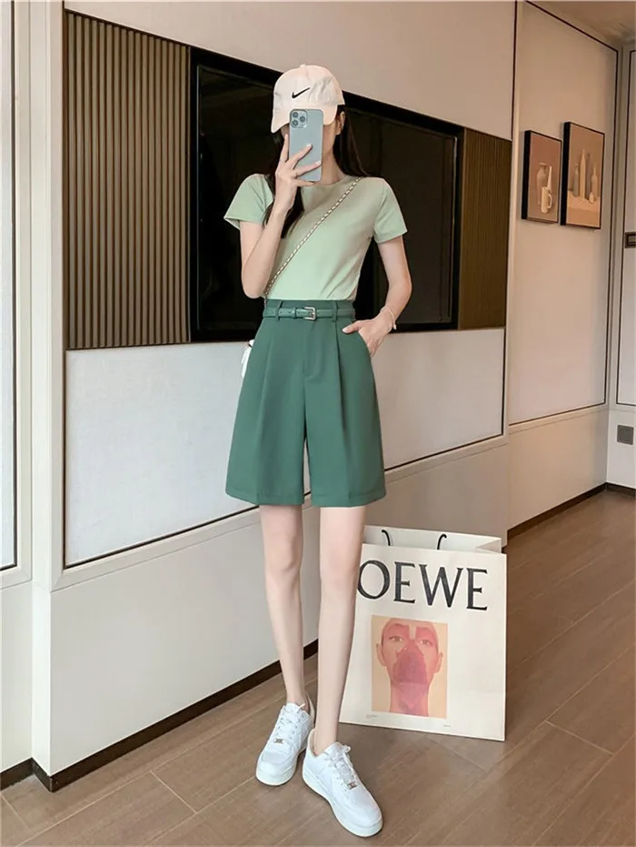 Description Picture 4 of itemLoose Suit Shorts Women Summer Trousers 2023 New High Waist Pants Fashion Wide Leg Pants Casual Waistband Fifth Pants Female