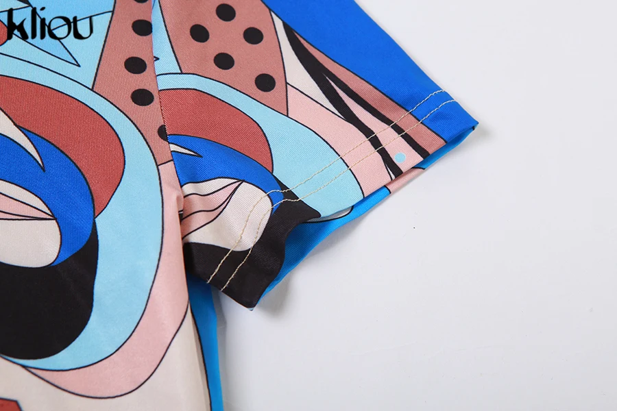 Description Picture 6 of itemKliou Leaf Print Panelled Two Pieces Set Women Casual Bare Midriff Skinny Crop Tops + Patchwork Short Ladies Streetwear Suit