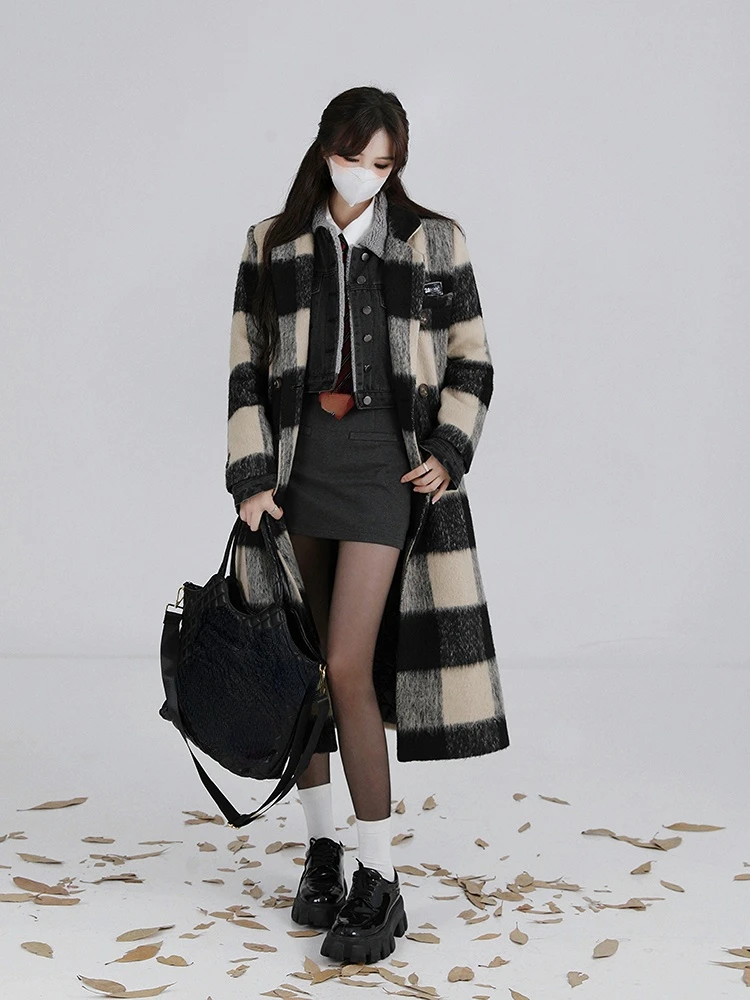 Description Picture 5 of item2023 Spirng Plaid Woolen Coat Women Korean Fashion Y2k Long Coat Jacket Office Lady Casual Elegant Clothing Coat Warm Design
