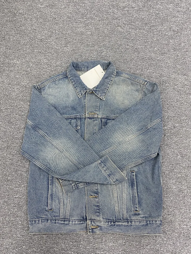 Description Picture 4 of item2023 Autumn Men And Women With The Same Denim Coat Loose Autumn Handsome Wear Simple Jacket On The Clothing Trend