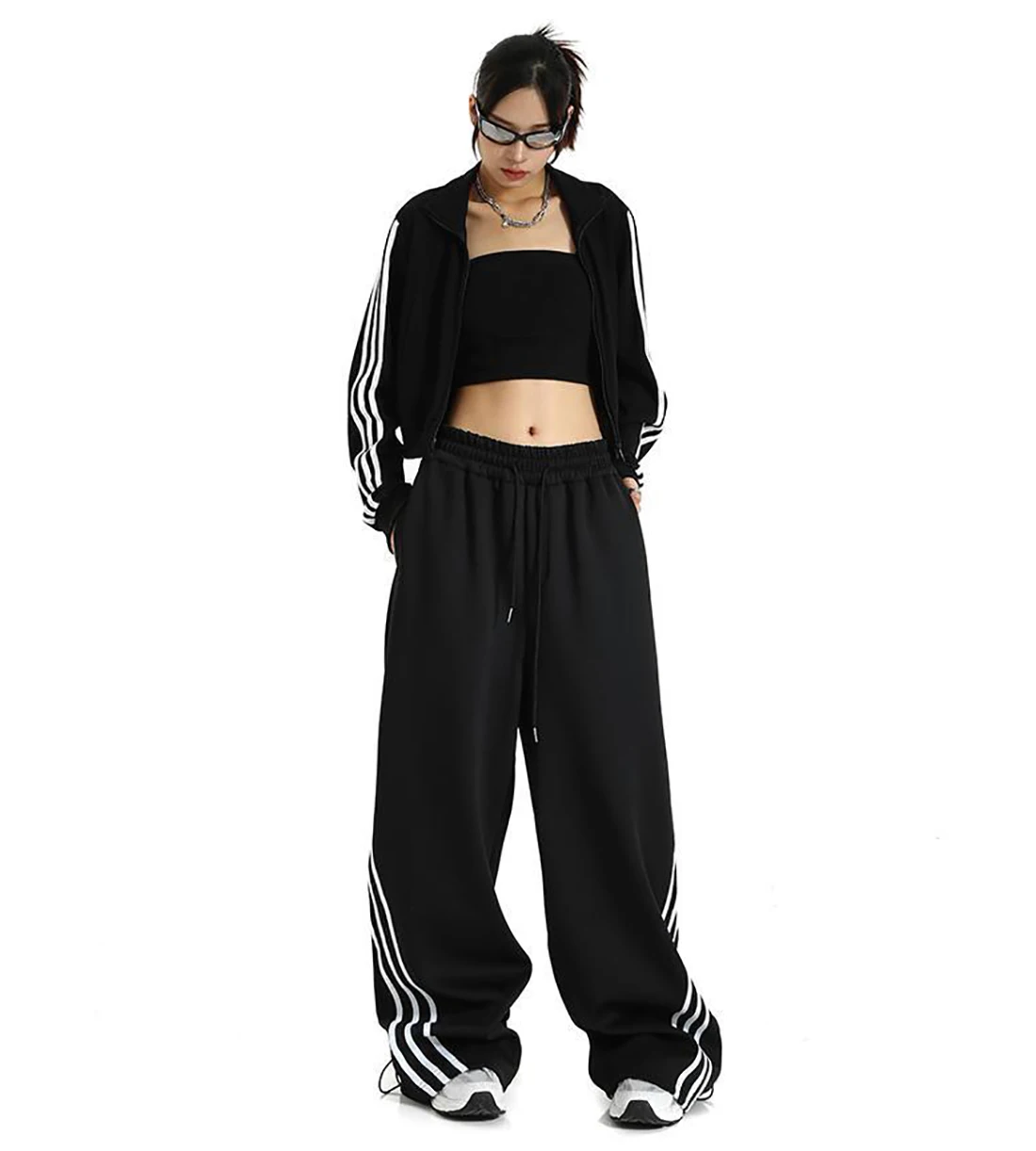 Description Picture 2 of itemDeeptown Oversized Harajuku Sweatpants Women Black Striped Korean Streetwear Vintage Wide Leg Jogger Pants Kpop Hippie Trousers