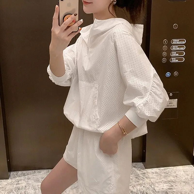 Description Picture 3 of item2023 Summer Sweat Suit White Women Hodded Short Sleeve Shorts Two Piece Set Korean Sporty Casual Tracksuit Hollow Out