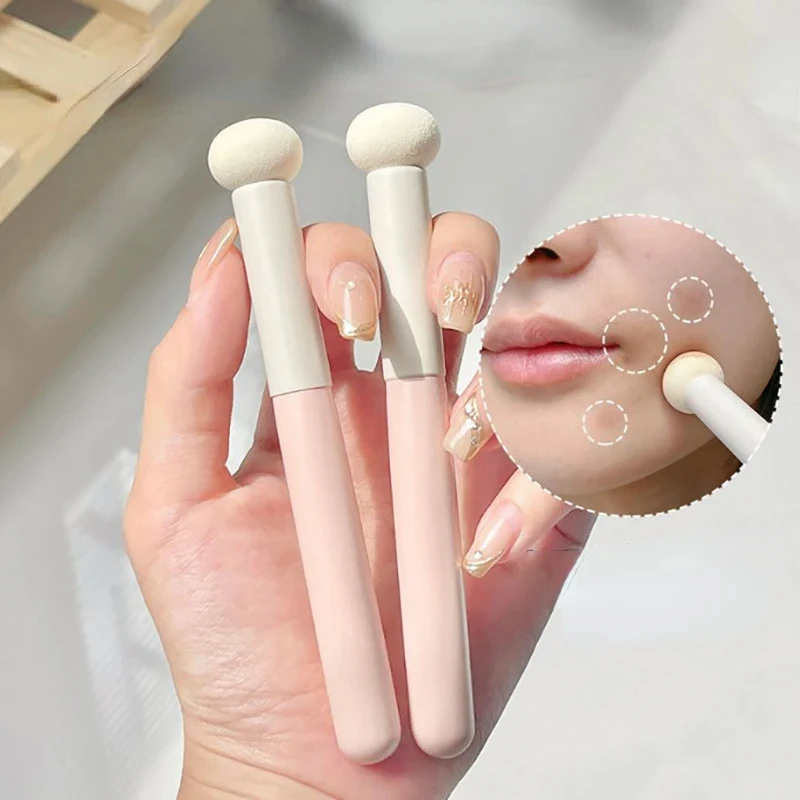 Professional Mushroom Head Shape Concealer Brush Round Sponge Makeup Brush For Travel Daily Beauty Tool