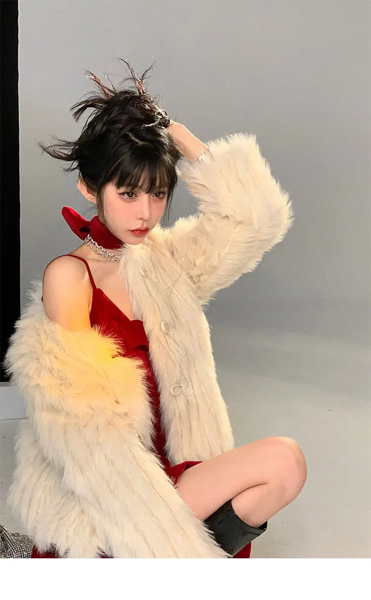 Description Picture 4 of item2023 Red Velvet Princess Mini Dress Women Fashion Elegnt High Waist Sexy Strap Dress Sweet Girls Christmas Party Retro Y2k Dress