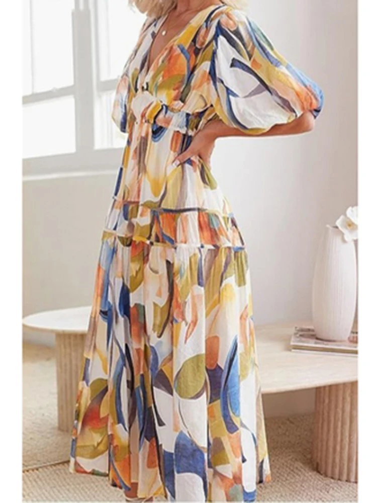 2023 Women's Bohemian floral mid length dress with pleated beach flowing dress