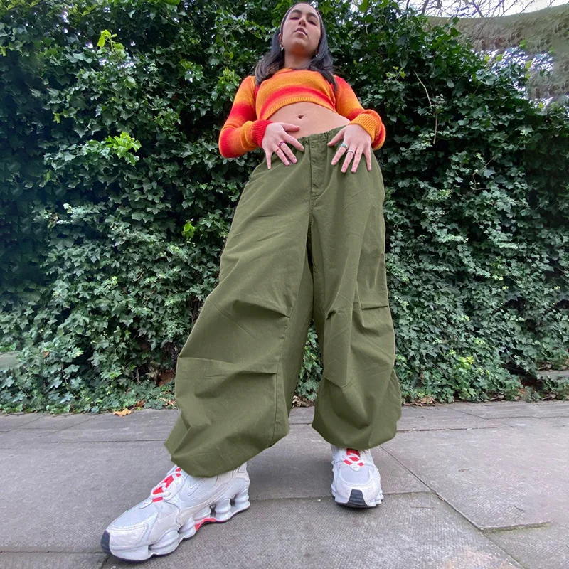 Description Picture 3 of itemStreetwear Wide Leg Plus Size Pants for Women Elastic Waist Loose Fit Floor Length Cargo Pants with Pockets Pantalones de mujer