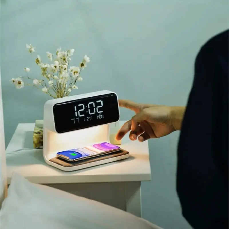Creative 3-in-1 Bedside Lamp Wireless Charging LCD Alarm Clock Wireless Phone Charger for Iphone