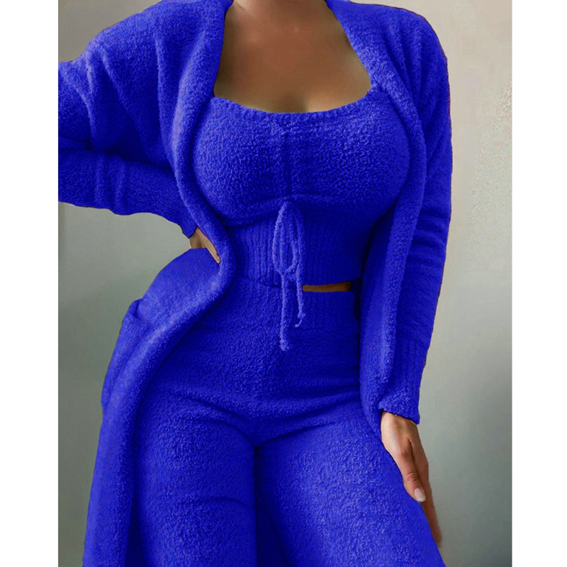 Description Picture 4 of itemNew Autumn Winter Women's Velvet Pajamas Set Crop Top+Long Pants+Coat 3 Pieces Suit Warm Soft Fleece Homewear Pyjamas S-3XL