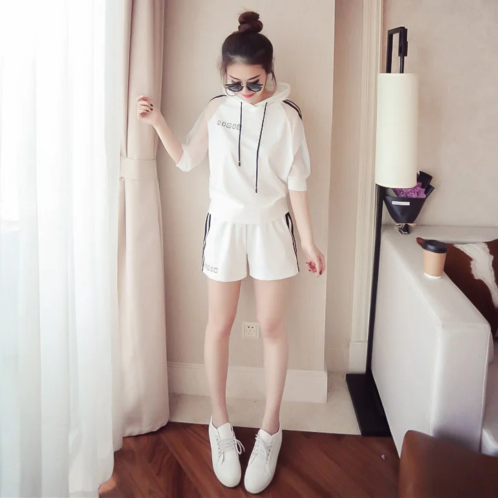Description Picture 3 of item2023 Summer Hooded Casual Sports Set Women's Fashion Loose shorts Clothes Women