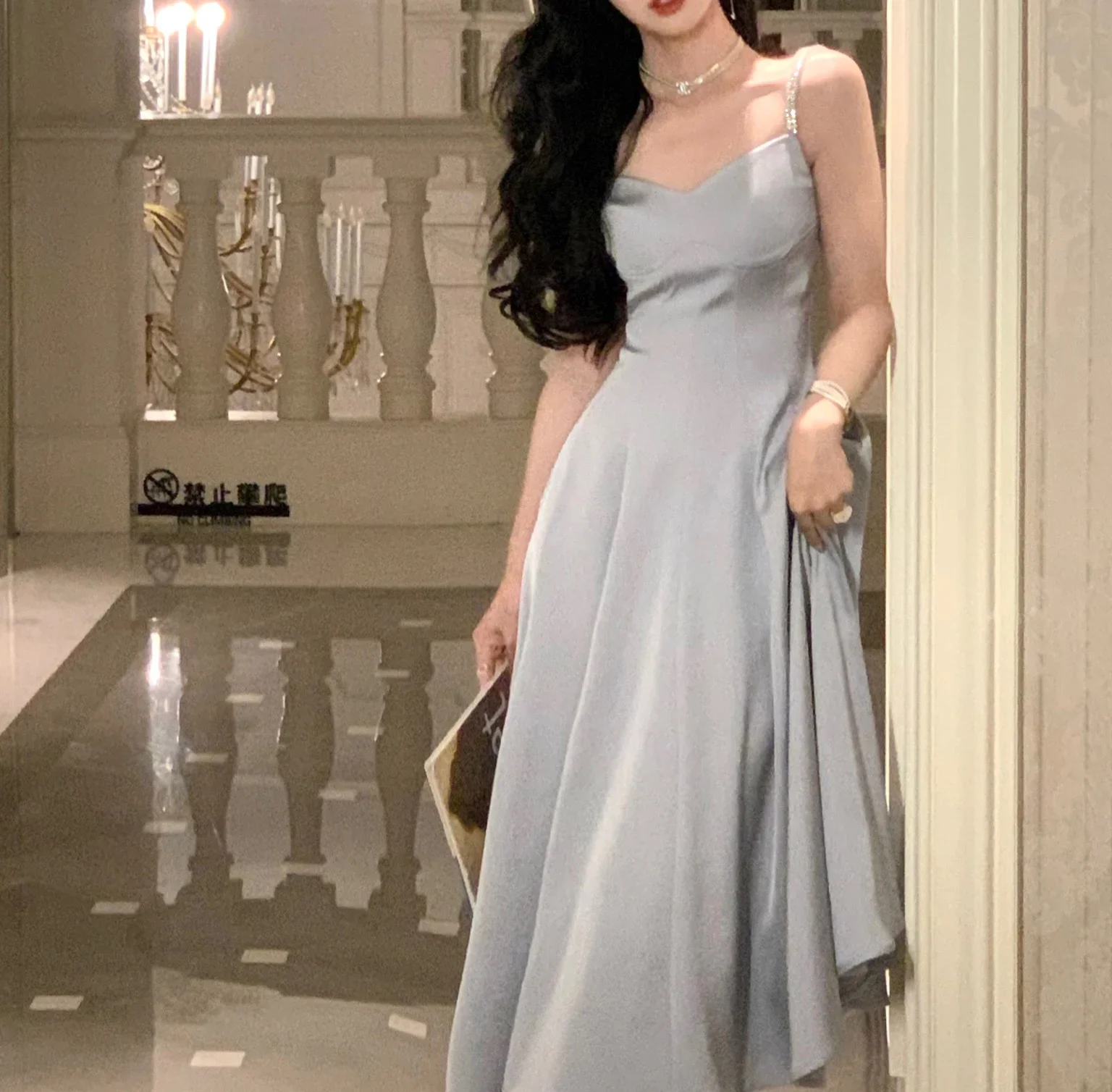 Description Picture 5 of itemNew Vintage Elegant Midi Dress for Women Sleeveless Fashion Solid Satin Spaghetti Strap Party Evening Dress Summer 2023