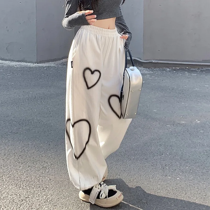 Description Picture 5 of itemKorean Oversize Pants Heart Printing Pants Casual Loose High Waist Hallen Pants Streetwear Hip Hop Straight Trousers  Joggers