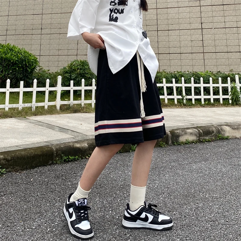 Description Picture 3 of itemKorean Streetwear Y2k Pants Sports Pants for Women Vintage Women's Shorts Women's Clothing Korea Stylish Baggy Woman Style