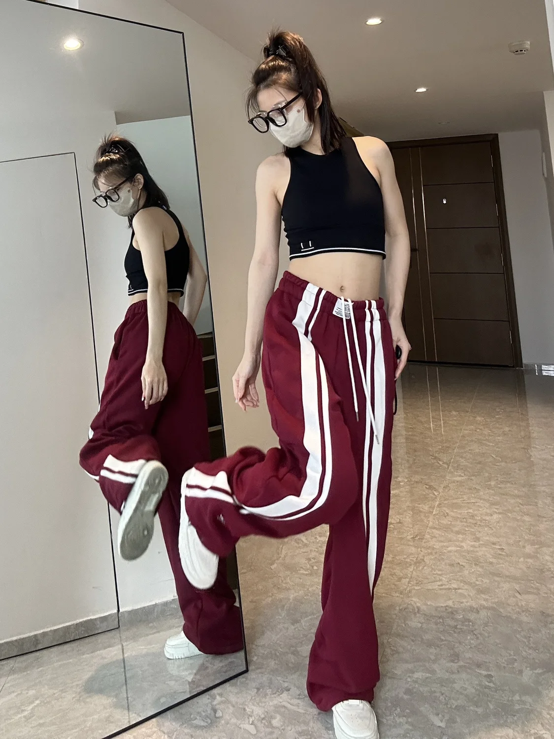 Description Picture 4 of itemHOUZHOU Harajuku Baggy Sweatpants Women Hip Hop Style Y2k Streetwear Wide Striped Joggers Oversized Female Red Sports Trousers