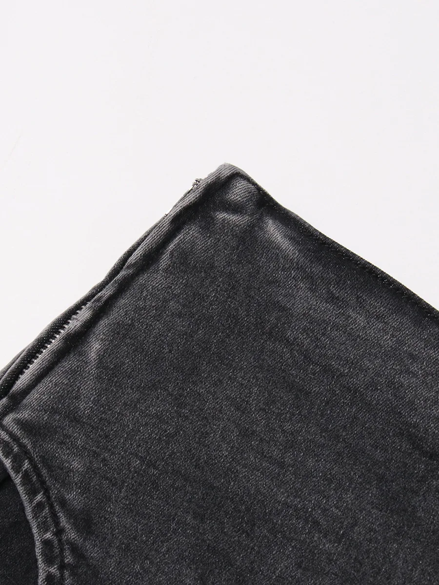 Description Picture 6 of itemNewest Fashion Runway 2023 Designer Women's Street Trend Spliced Jeans Irregular Pockets Washable Vintage Denim Shorts Skirts