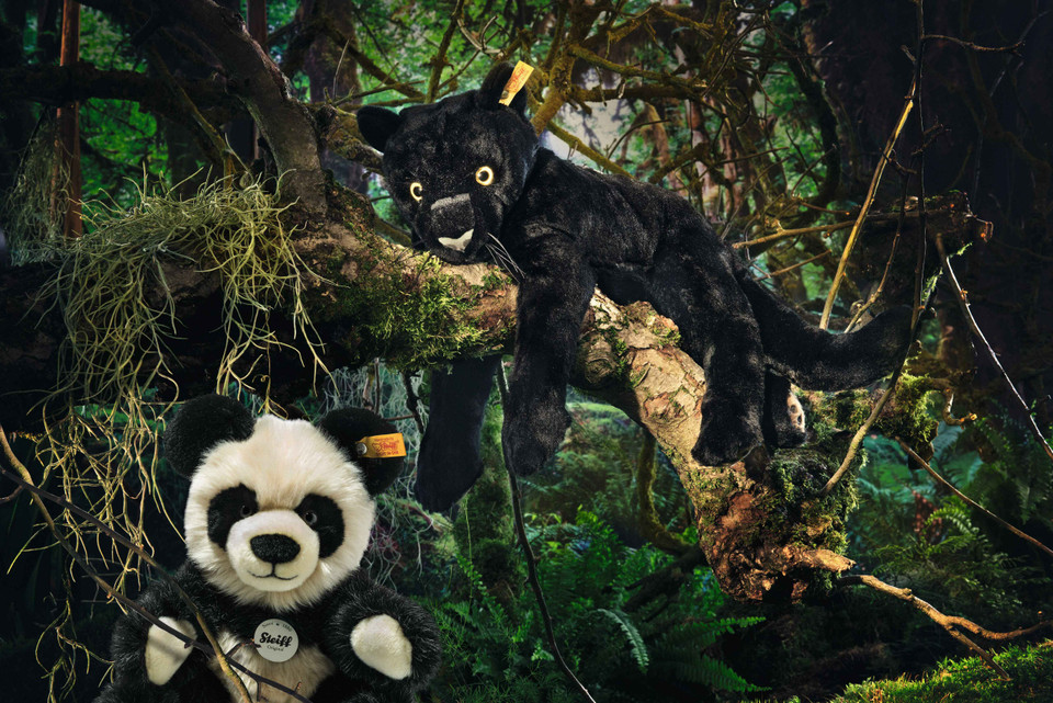 Slide image e262033a17c24474b52fa069c0bb0e1c