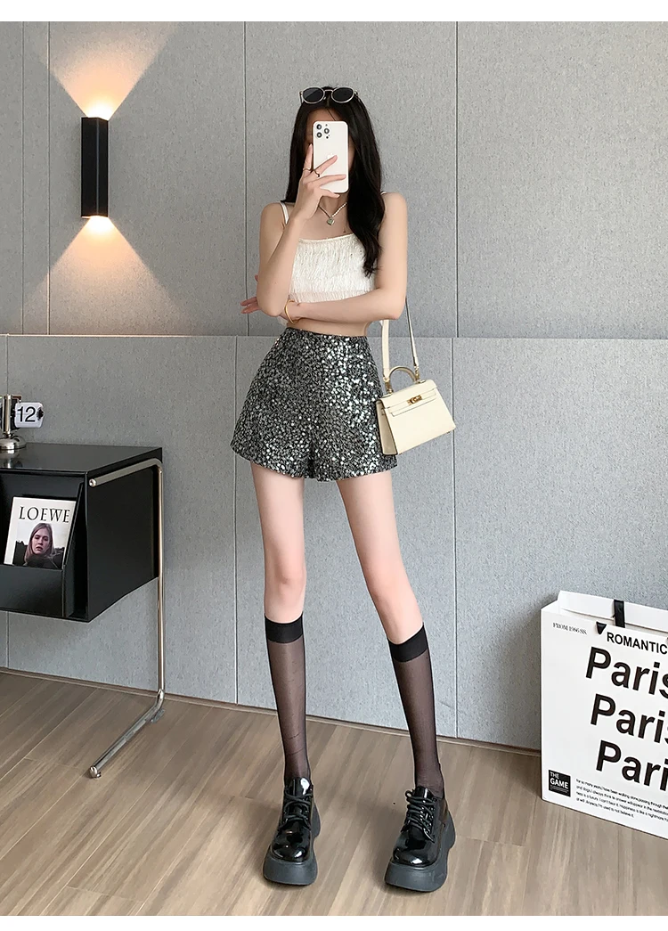 Description Picture 4 of itemFashion Harajuku Y2k A Line Zipper Up Korean Summer Sequin Hot Shorts Women 2023 New Design Sense High Waist Short Pants Female
