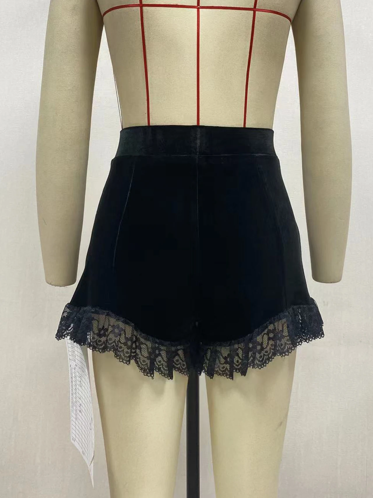 Description Picture 5 of itemGoth Dark Mall Gothic Velvet Ruched Sexy Shorts Skirts E-girl Grunge High Waist Skinny Bottoms Women Lace Hem Autumn Alt Clothes