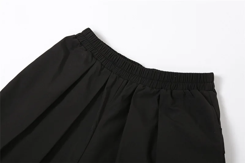Description Picture 6 of itemGoth Dark Techwear Gothic Baggy Casual Wide Leg Pants Y2k Streetwear High Waist Cargo Trousers Grunge Fashion Black Alt Bottoms