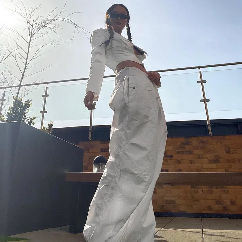 Description Picture 5 of itemStreetwear Wide Leg Plus Size Pants for Women Elastic Waist Loose Fit Floor Length Cargo Pants with Pockets Pantalones de mujer