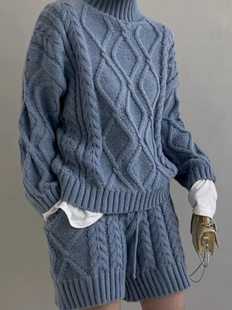 Description Picture 6 of item[EWQ] Women Turtleneck Solid Plaid Sweater+Waist Elastic Twists Knit Shorts 2023 Autumn Winter New Casual 2 Piece Set 16U3937