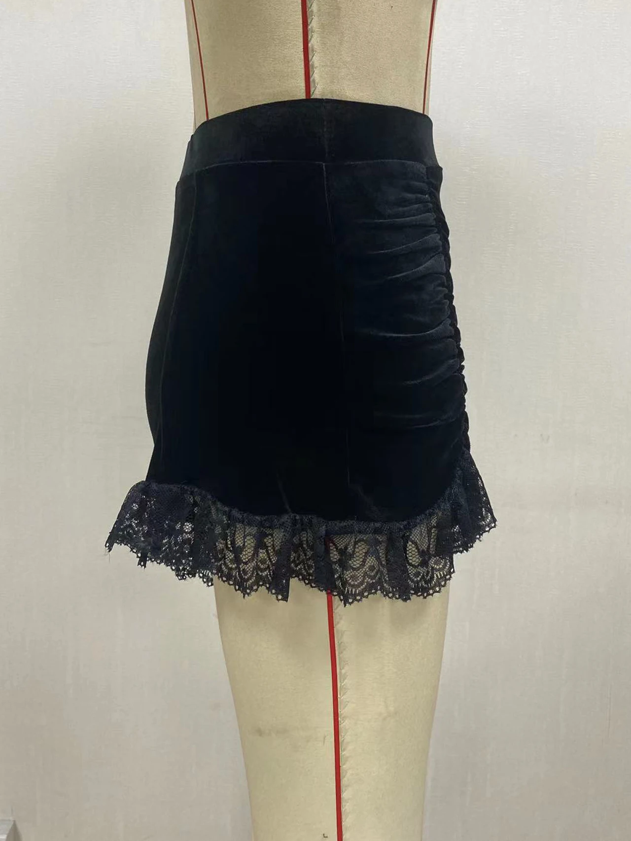 Description Picture 4 of itemGoth Dark Mall Gothic Velvet Ruched Sexy Shorts Skirts E-girl Grunge High Waist Skinny Bottoms Women Lace Hem Autumn Alt Clothes