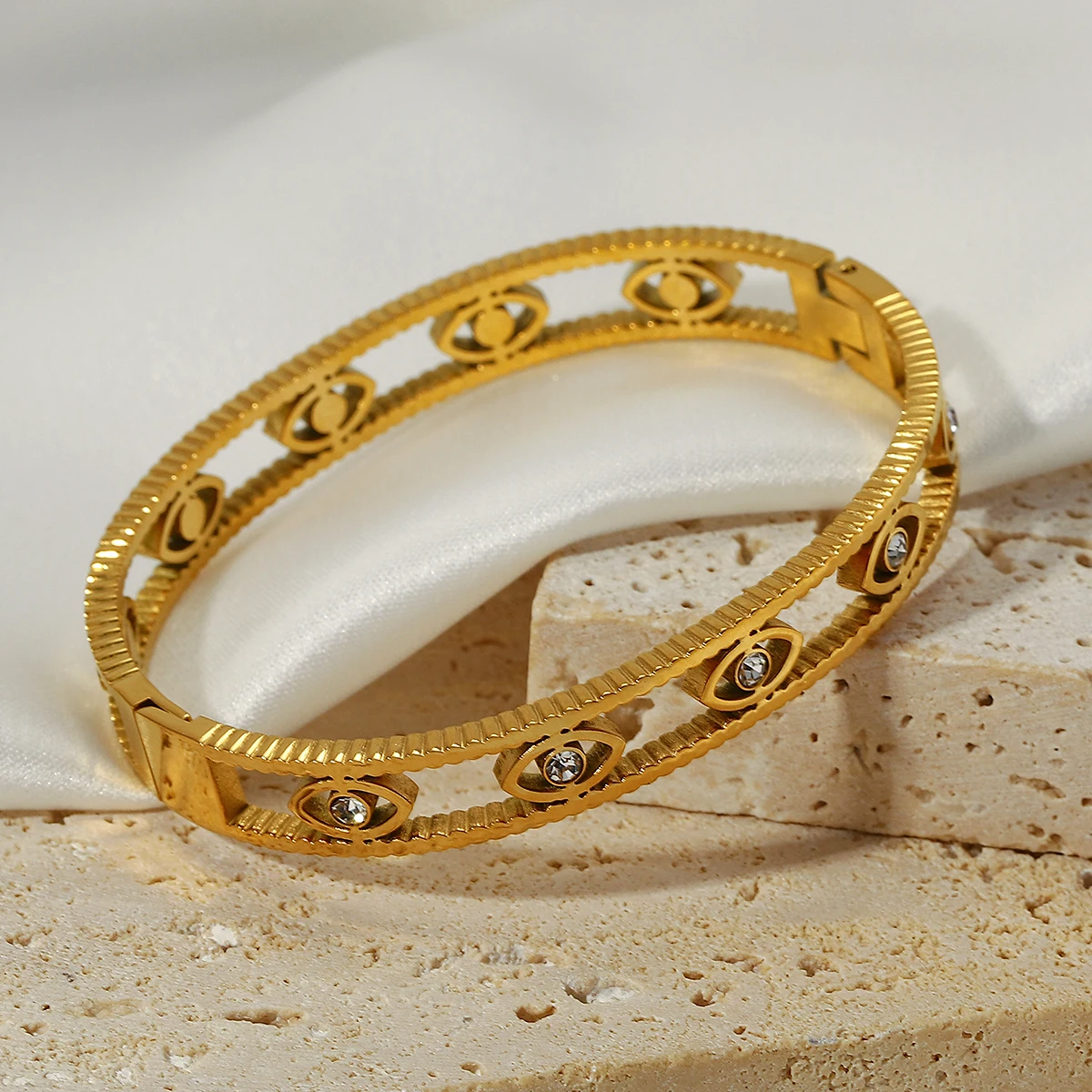 Slide image 5070bf12d7514395ac73732346c9d477