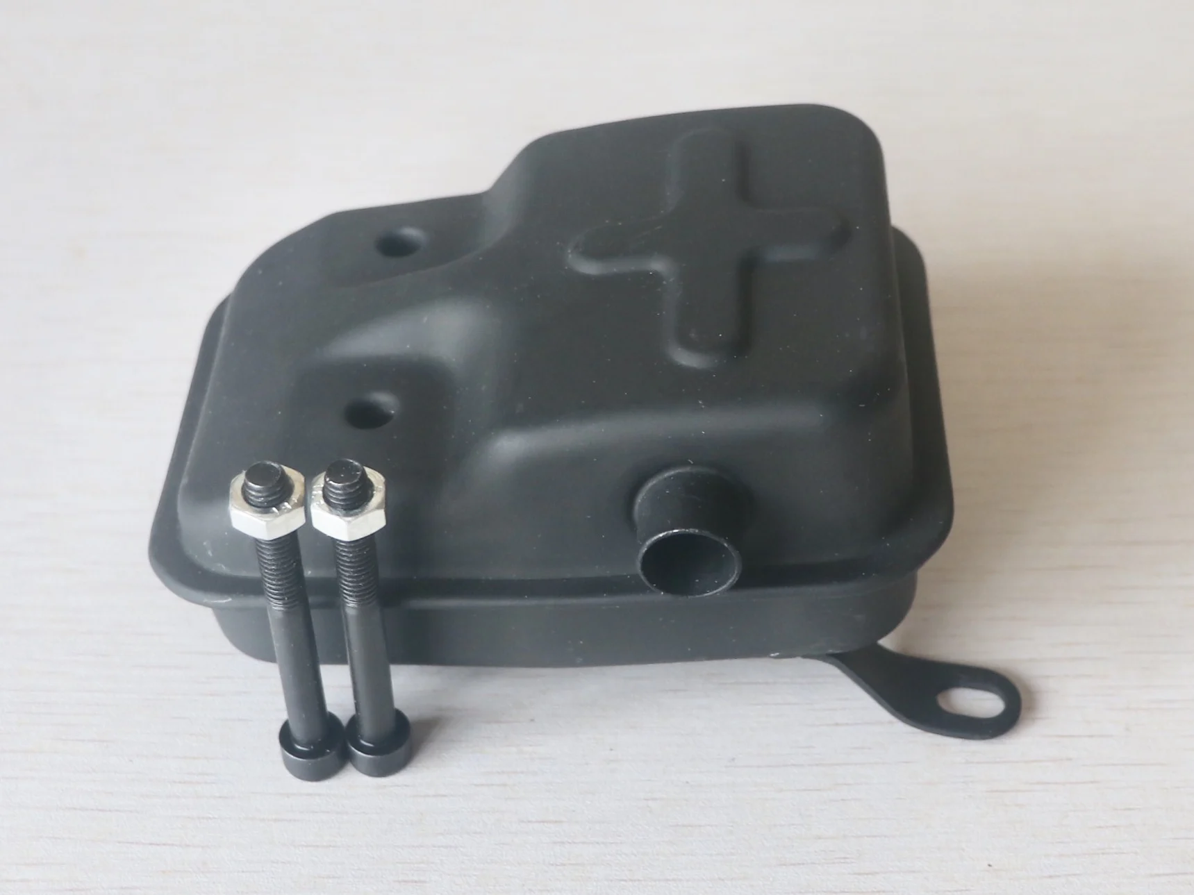 Description Picture 2 of itemMuffler & muffler bolt For CG430 1E40F-5 40-5 Trimmer brush cutter