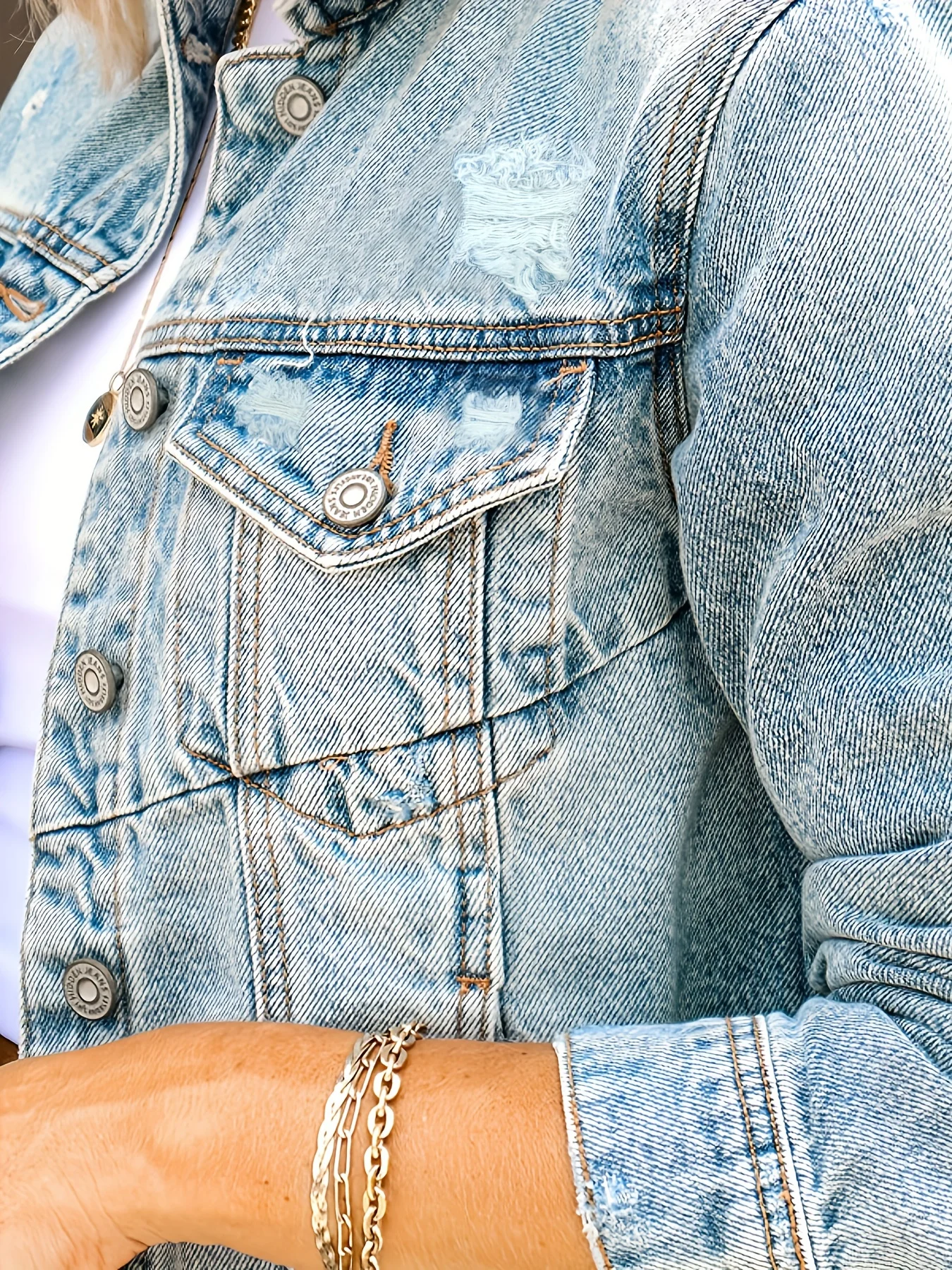 Slide image cbecc11d682d4942992ef57f437760a5