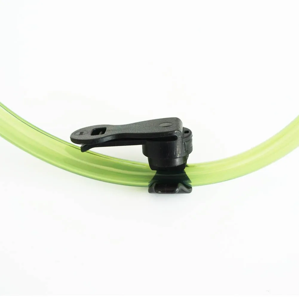Description Picture 5 of itemOutdoor Hiking Backpack Hanger Magnetic Drinking Tube Water Bladder Clip Portable Water Bladder Hose Clip Removable Clamp