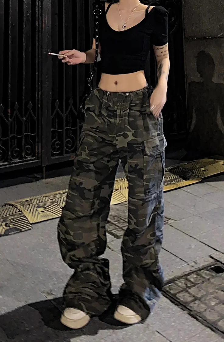 Description Picture 3 of itemDeeptown Y2k Camouflage Cargo Jeans Women Coquette Grunge Streetwear Baggy Parachute Pants Gyaru Trashy 2000s Vintage Trousers
