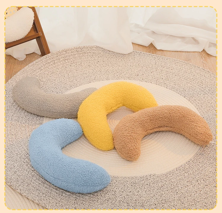 Description Picture 3 of itemCat Dog Sleeping Pillow Pet U-Shaped Pillow Cute Puppy Chihuahua Neck Protector Comfortable Deep Sleep Cushion Kitten Headrest