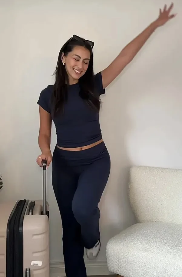 Description Picture 3 of itemWomen's Set Solid Color Tights Long Sleeve Crop Top And Leggings Pants 2023 Autumn Casual Two 2 Piece Set Outfits Tracksuit