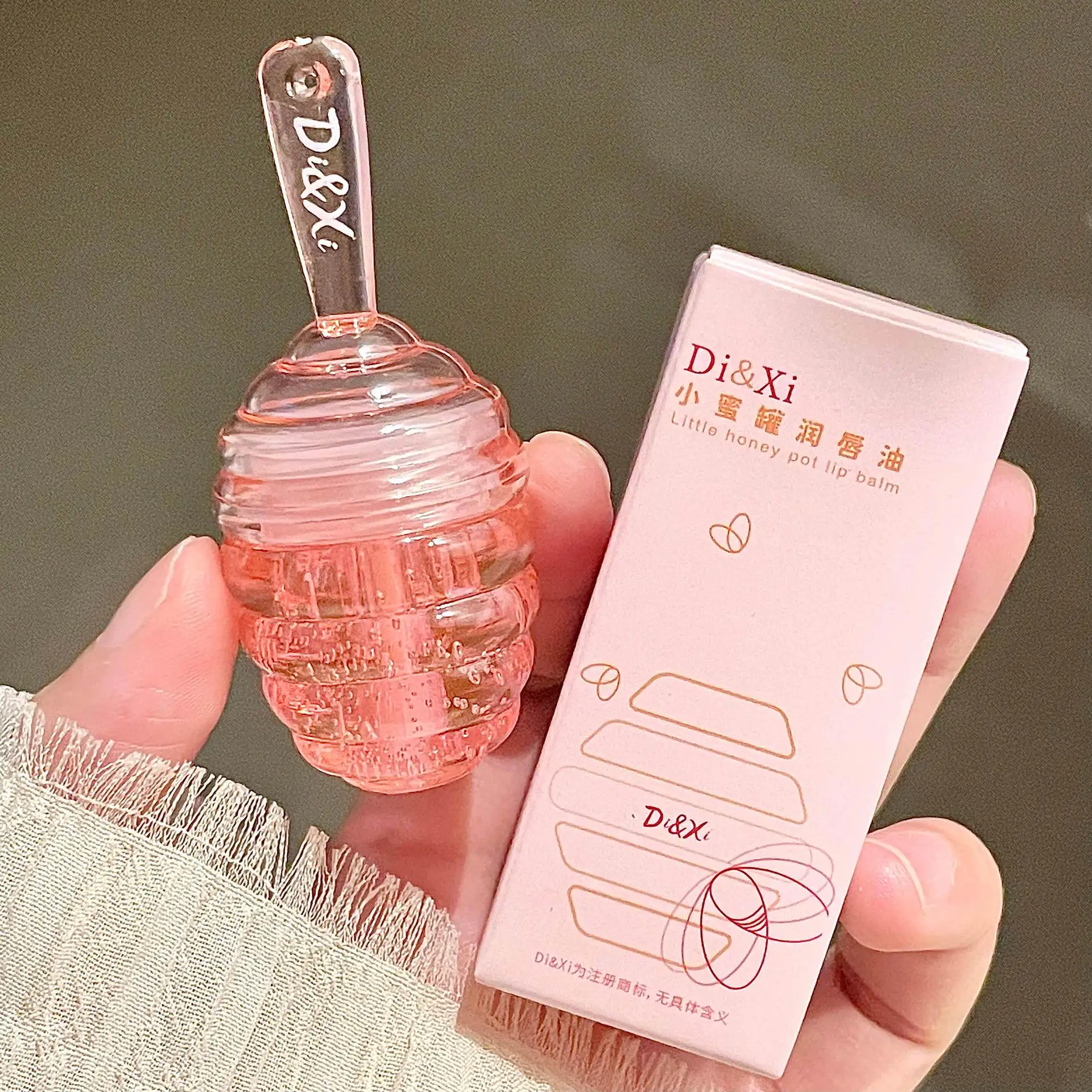 Description Picture 2 of itemHoney Pot Lip Oil Fresh Fruit Lip Balm Long Lasting Moisturizing Clear Lip Oil Liquid Lipstick Lip Gloss Makeup Cosmetics