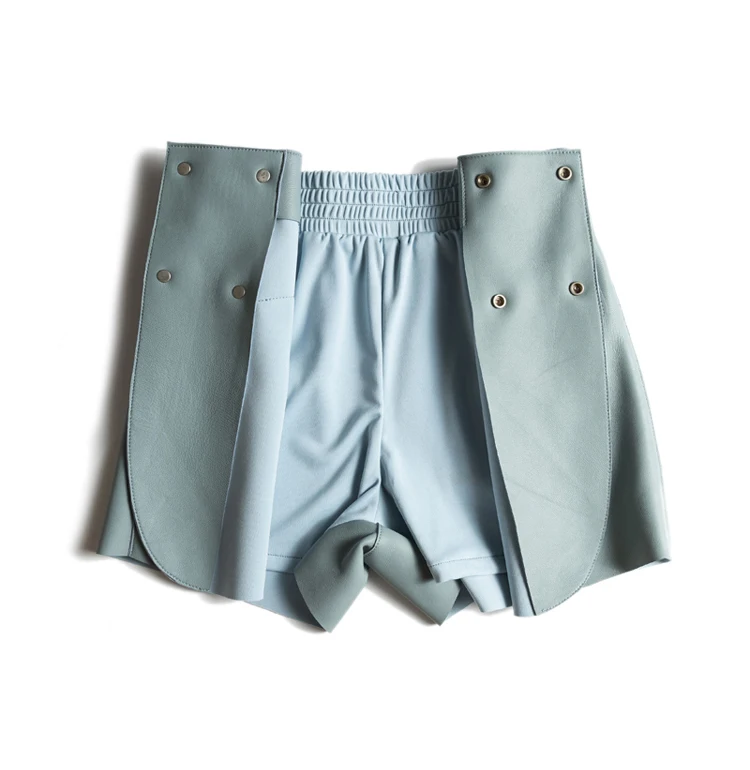 Description Picture 5 of item2023 Lady Genuine Leather Skorts Women Chic Korean Style Culottes Skirt Femme Buttons Hip Sexy Streetwear Shorts With Pocket