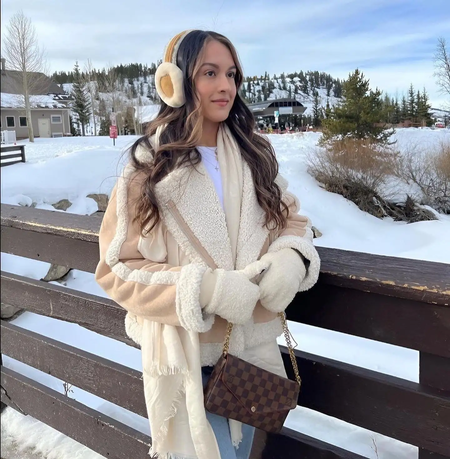 Slide image 8036816213e9495fb6469b2b3a575394