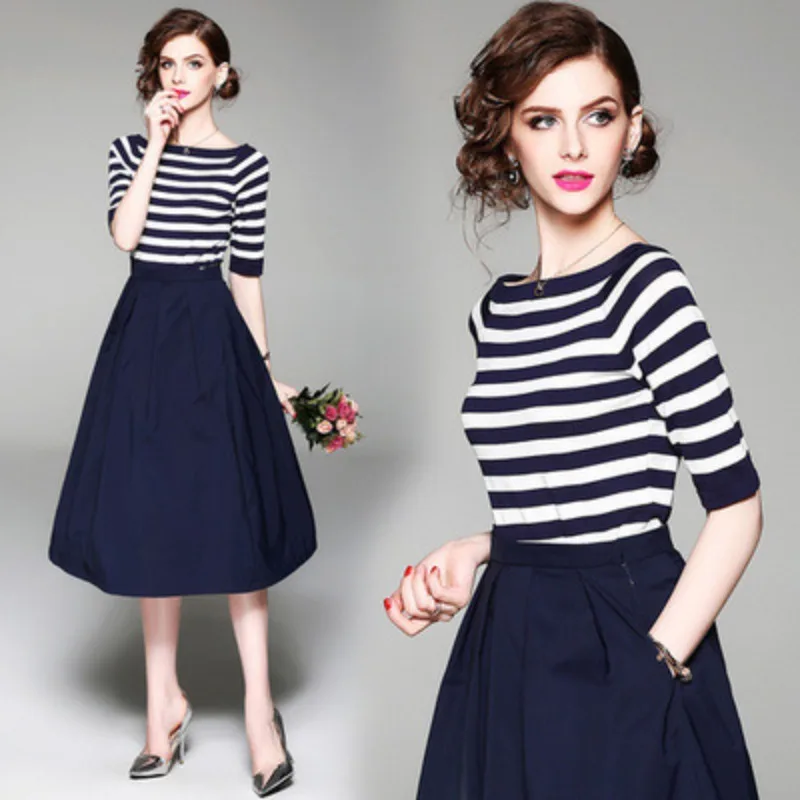 Real 2023 Spring and Autumn New Fashion Line-neck Striped Knitted T-shirt + Slim A-line Skirt Two-piece Women's Clothing
