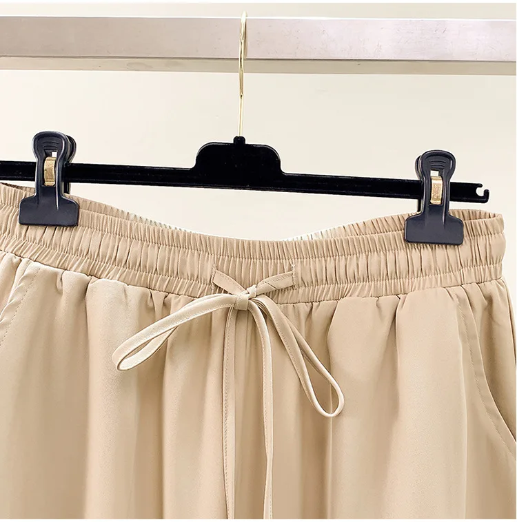 Description Picture 6 of item175kg Fashion Comfortable Big Size Women Clothing Women Summer Shorts Elastic Waist Wide Legs Women Casual Capri Pants 6XL