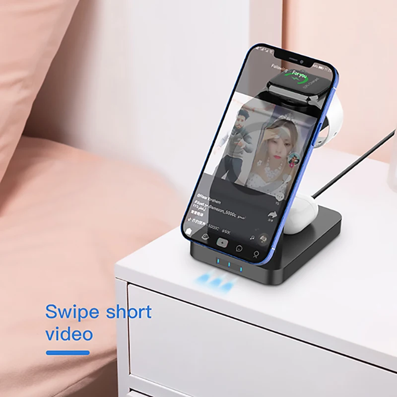 3 in 1 Magnetic Wireless Charger Stand Qi Fast Charging Induction Charger For iPhone 12 13 Pro Max Mini Apple Watch 7 6 AirPods